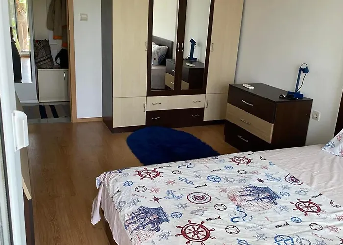 Apartment аксак Warna